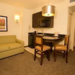 Ramada Plaza By Wyndham Orlando Resort & Suites Intl Drive