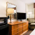 Quality Inn & Suites Near The Theme Parks