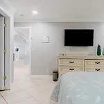 Garden View - Elite Staycation
