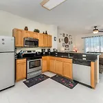 2505 Maneshaw