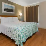 Hometowne Studios By Red Roof Orlando - Ucf Area