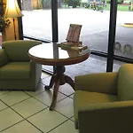Lake Cecile Inn And Suites