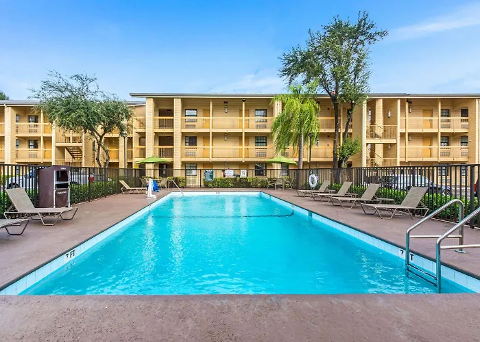 La Quinta Inn By Wyndham Miami Airport North