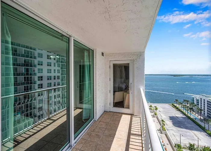 Elegant 2 Bdr 2 Bath• Brickell • Ocean View