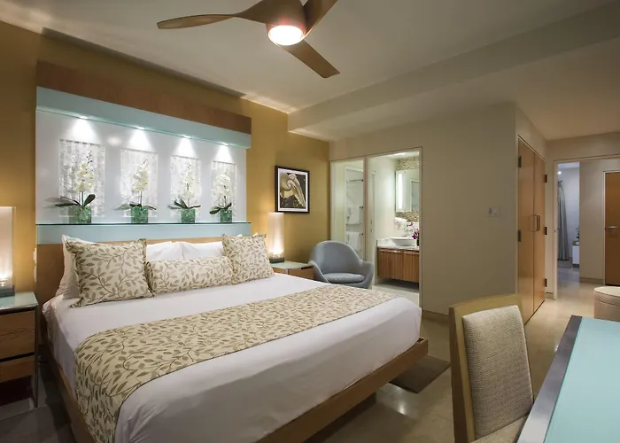Santa Maria Suites Resort