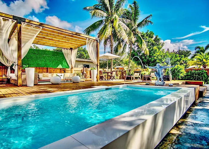 Oasis With Insane Outdoor Area Near Wilton Manors