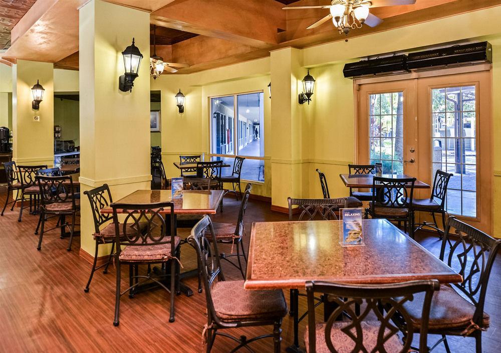 Staybridge Orlando Royale Parc By Ihg 3*