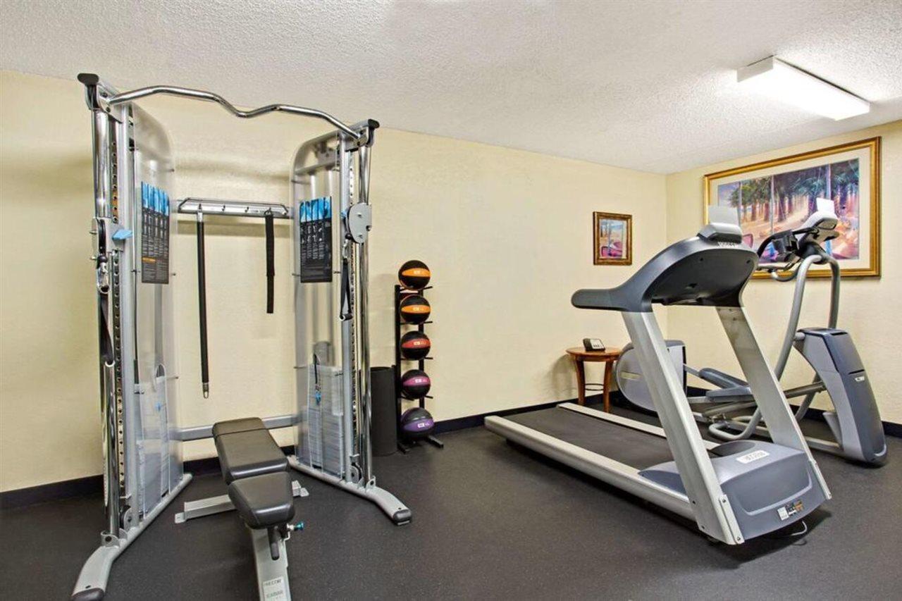 Days By Wyndham Orlando Airport Florida Mall Hotel 2*