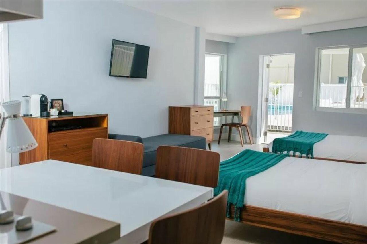 Hotel Tides