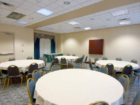 Hotel Fairfield & By Marriott Orlando International Drive/convention Center 3*