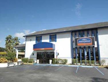 Claremont Kissimmee Hotel