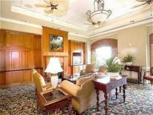 Hotel Monumental Orlando Williamsburg