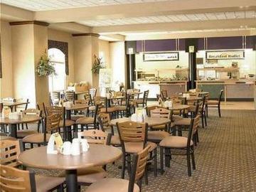 Fairfield & By Marriott Orlando International Drive/convention Center 3*