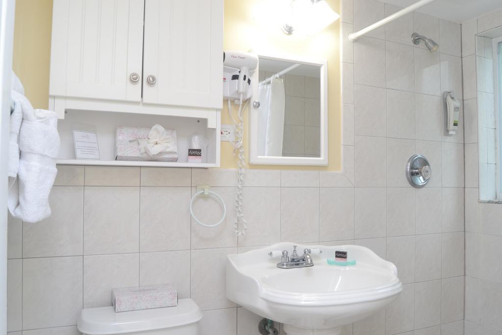 Cocobelle - Lauderdale Hotel 3*