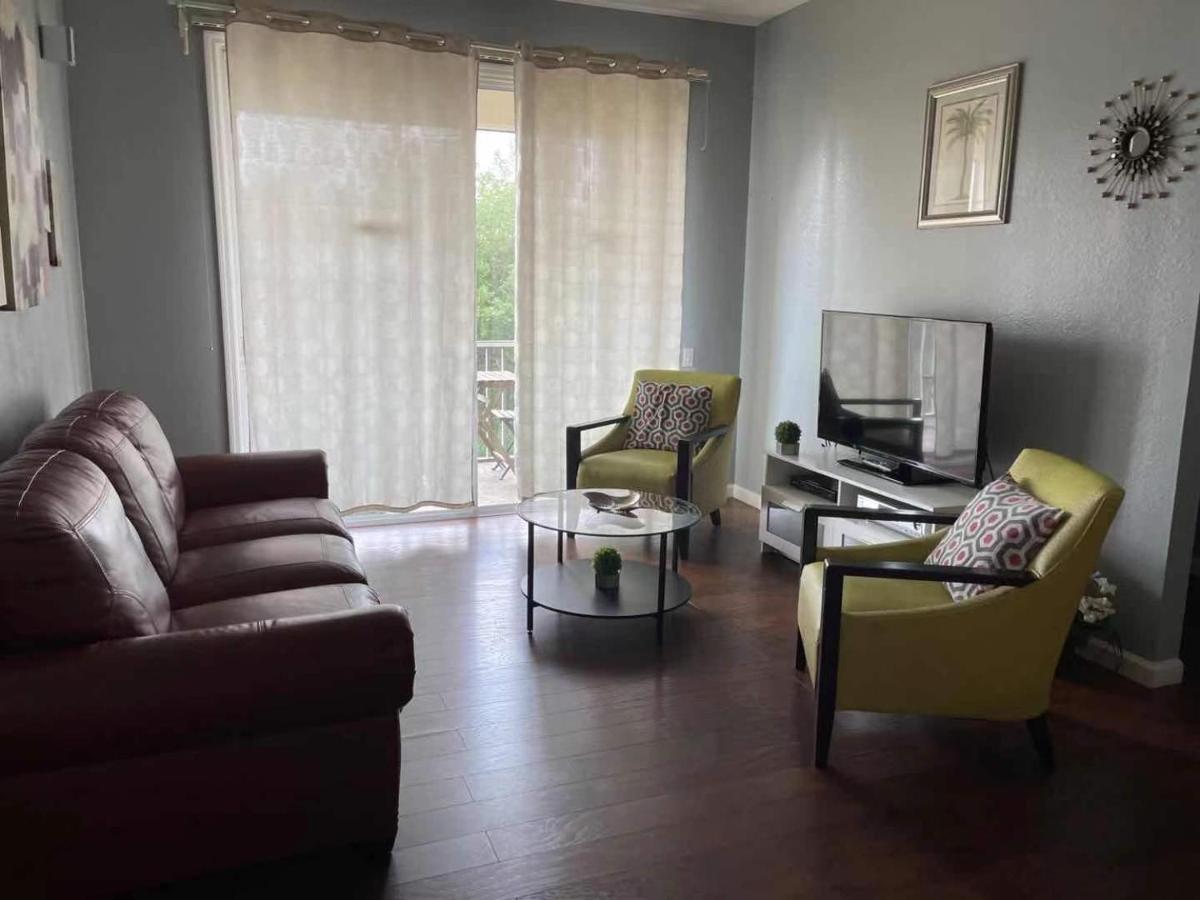 Resort-style Near Disney World Apartment *