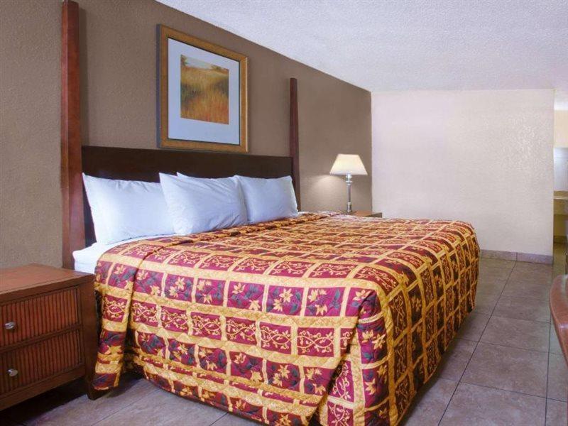 Hotel Knights Orlando