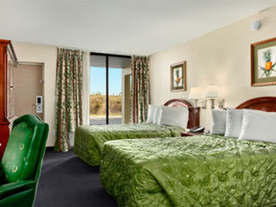 Days By Wyndham Orlando Airport Florida Mall Williamsburg