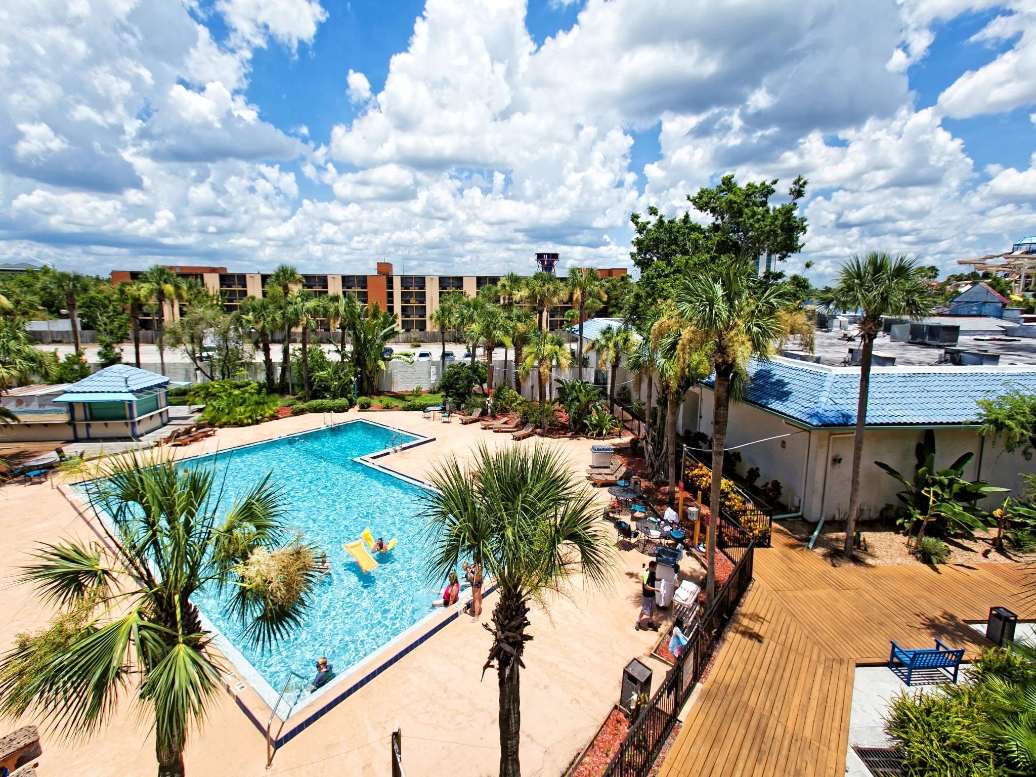Hotel Monumental Movieland 3*