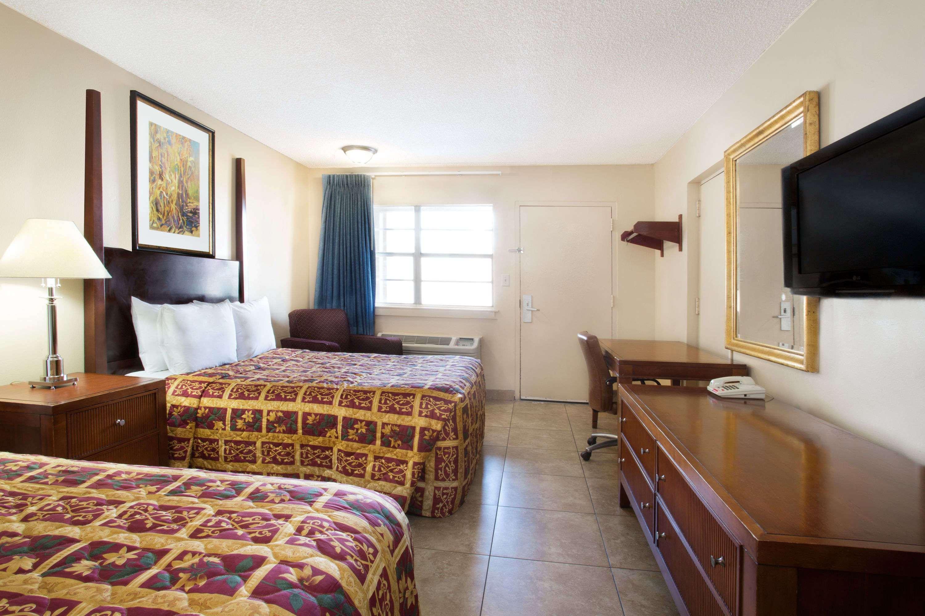 Knights Orlando Hotel 2*