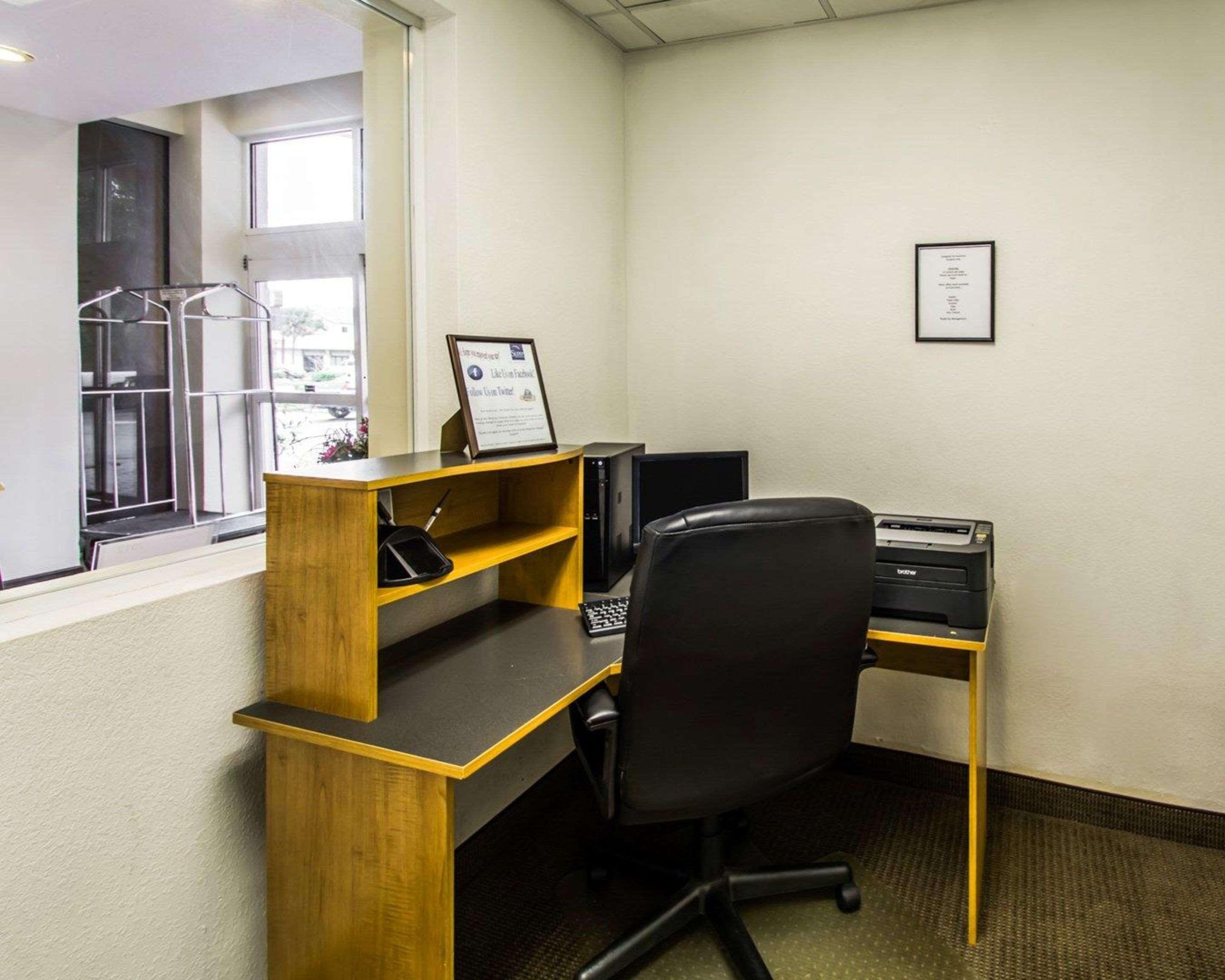Sleep & International Airport Hotel Orlando