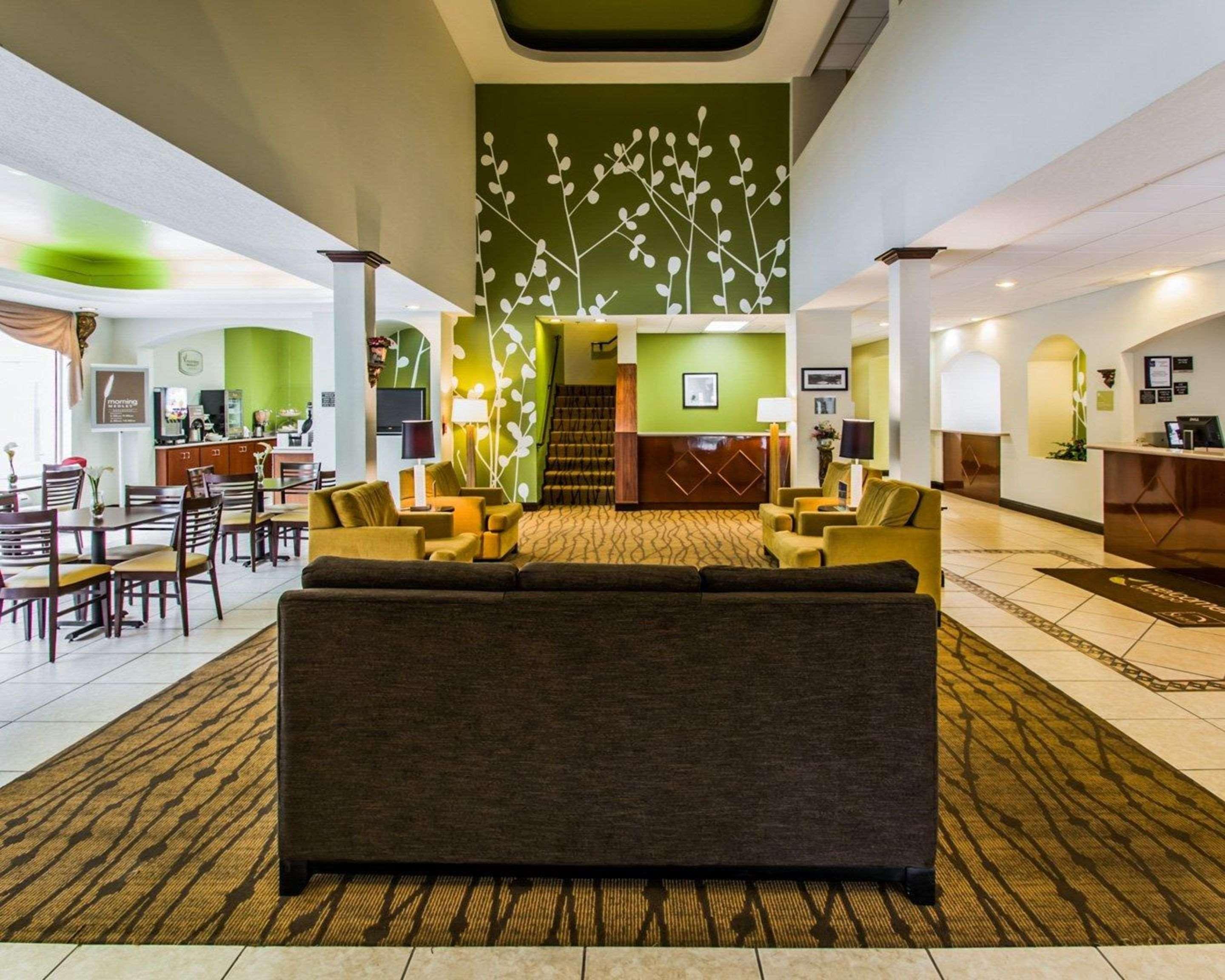 Hotel Sleep & International Airport 2*