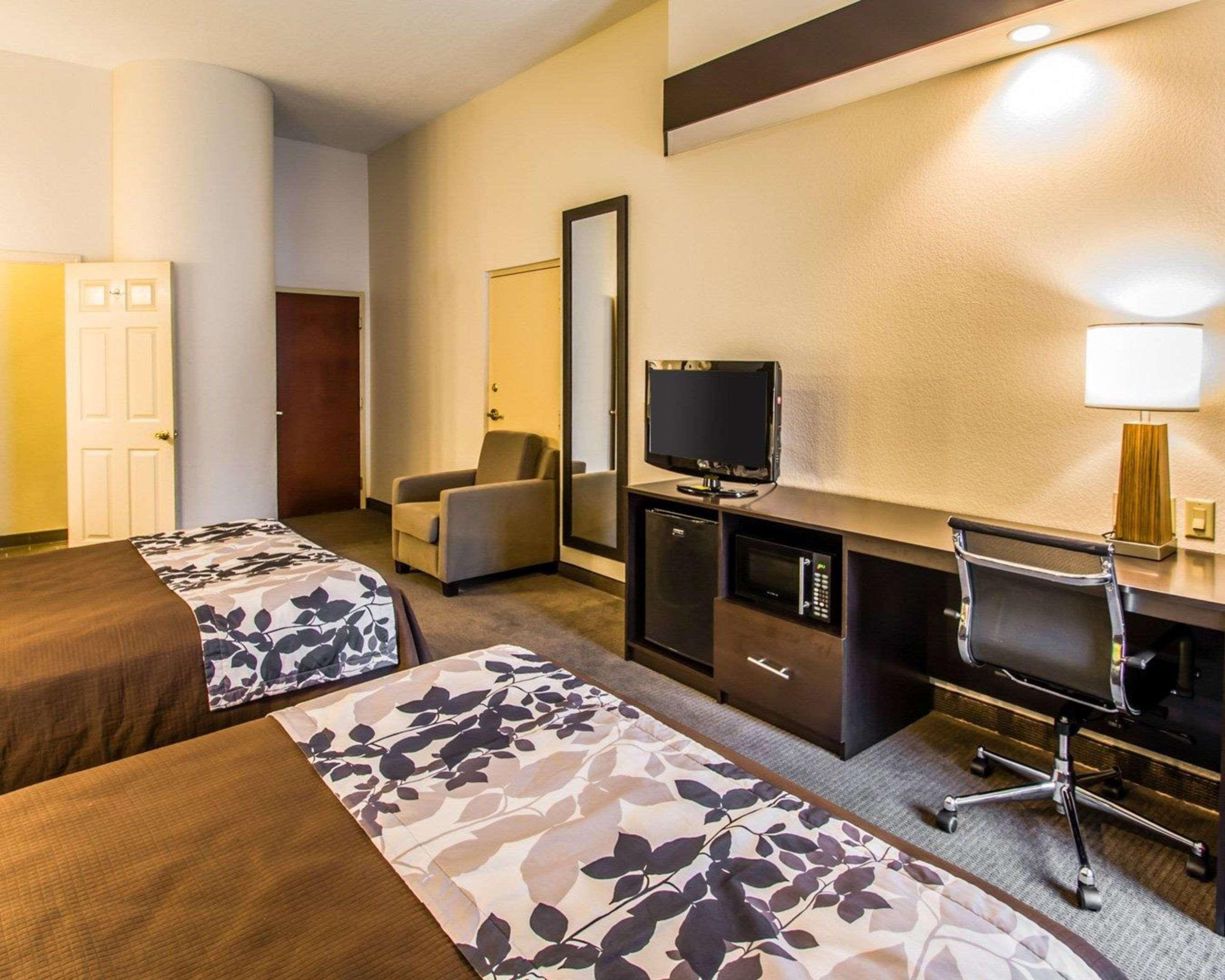 Hotel Sleep & International Airport