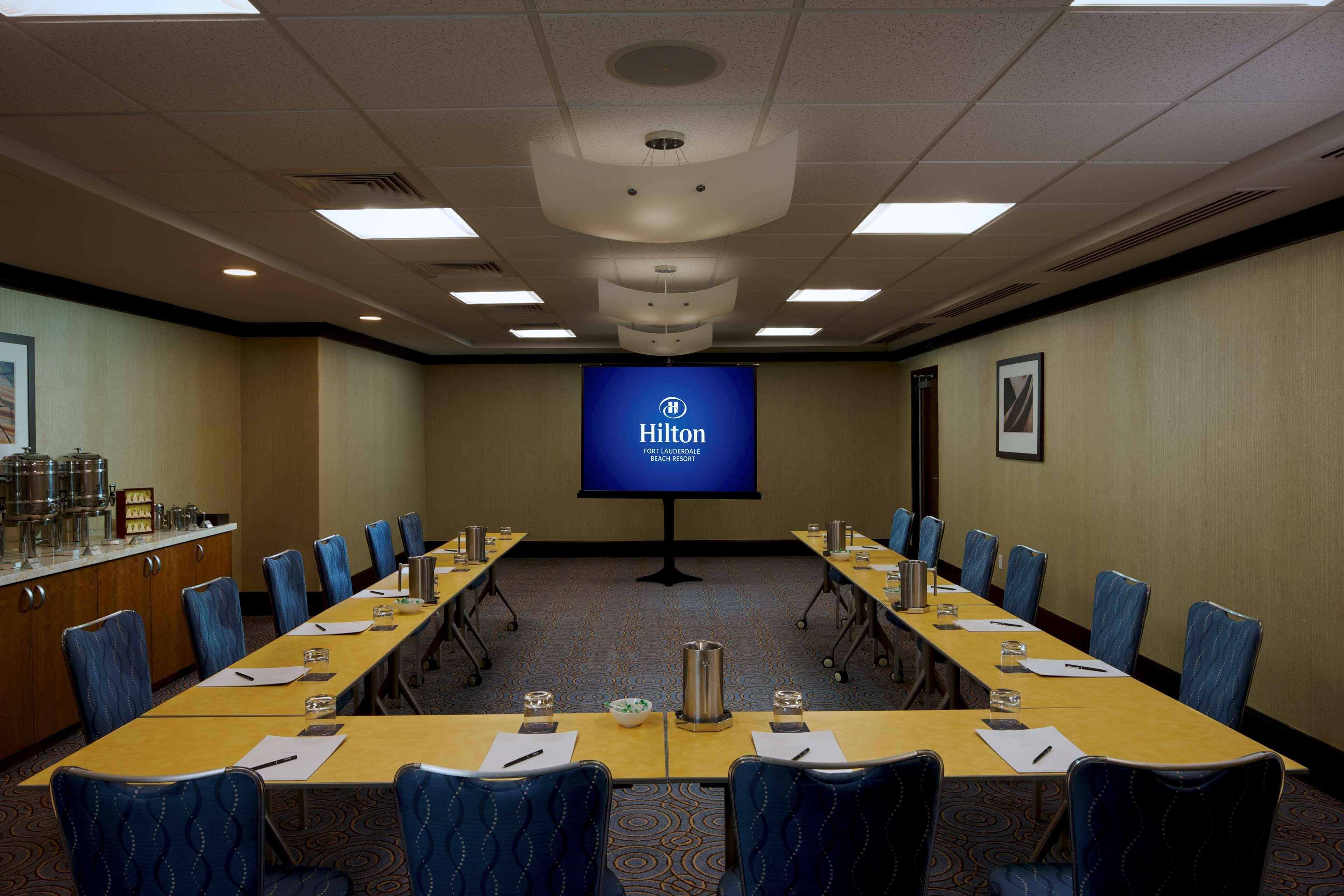 Hilton Lauderdale 4*