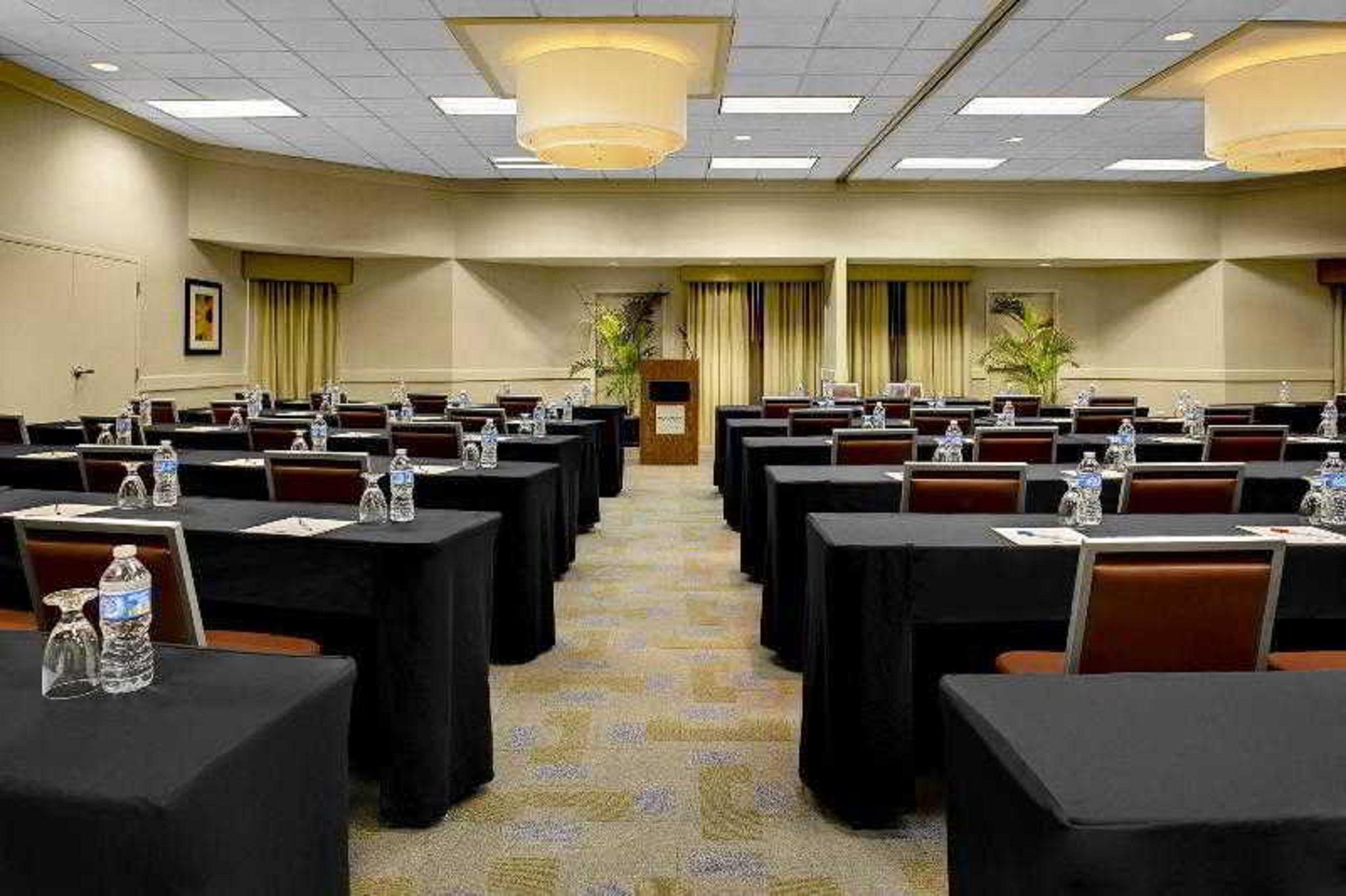 Four Points By Sheraton International Drive