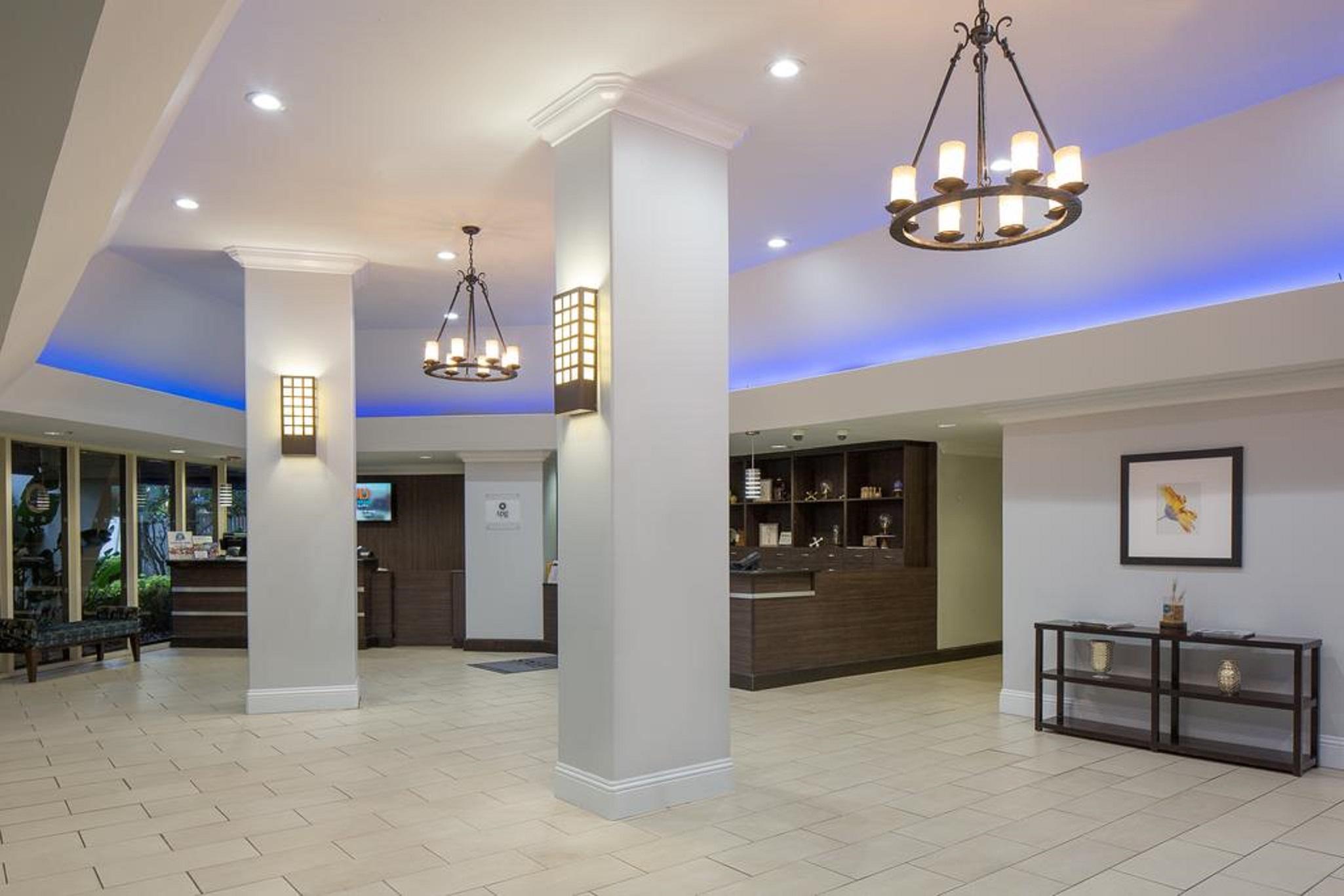 Four Points By Sheraton International Drive Hotel 3*