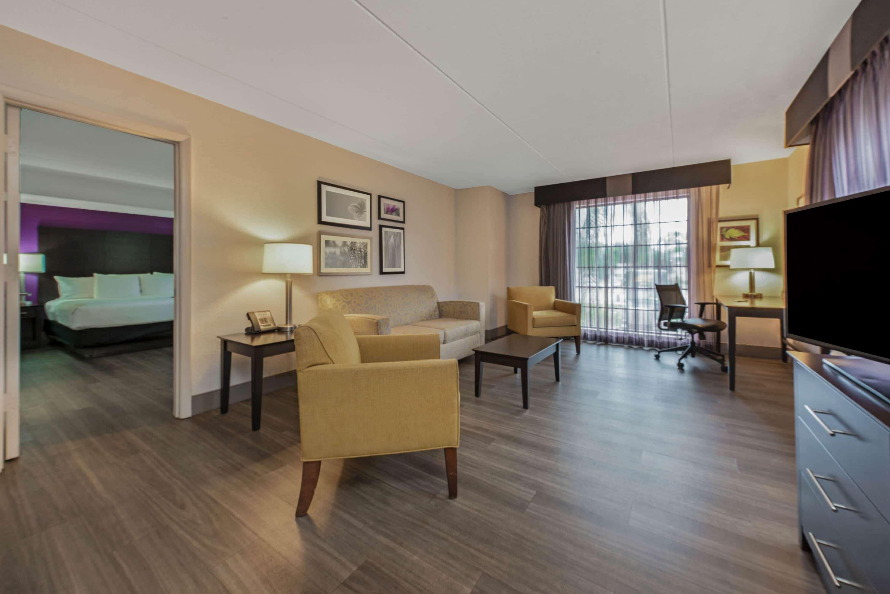 Hotel La Quinta By Wyndham Miami Airport North