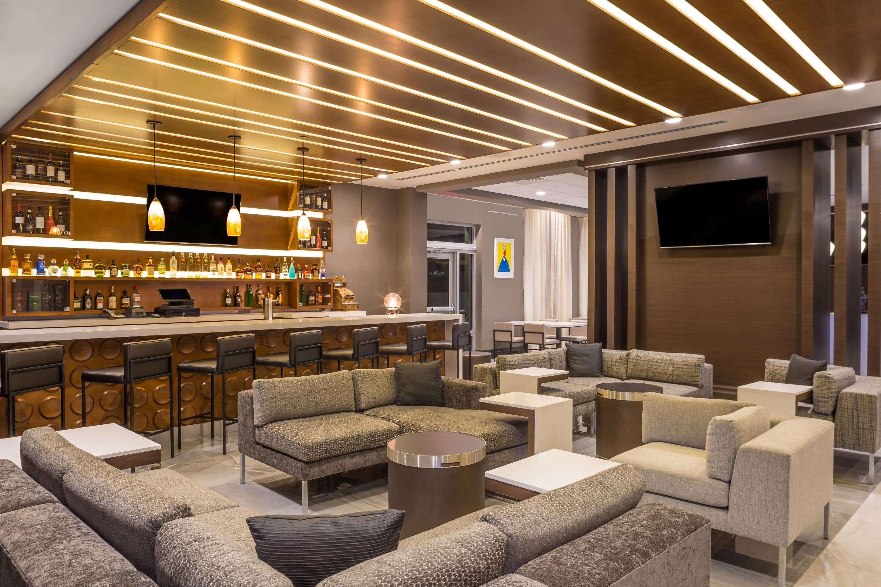 Hotel Wingate By Wyndham Miami Airport