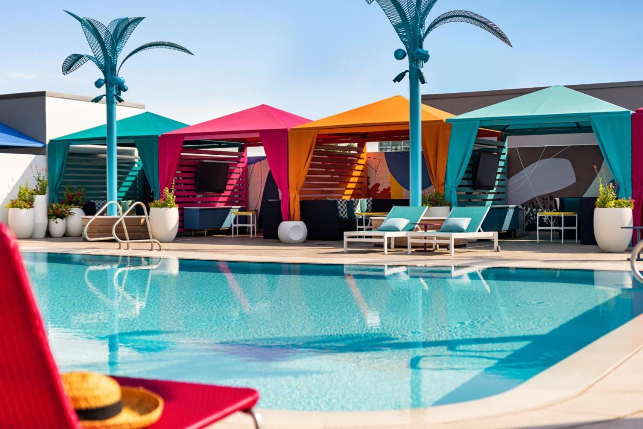 Nona Wave Hotel