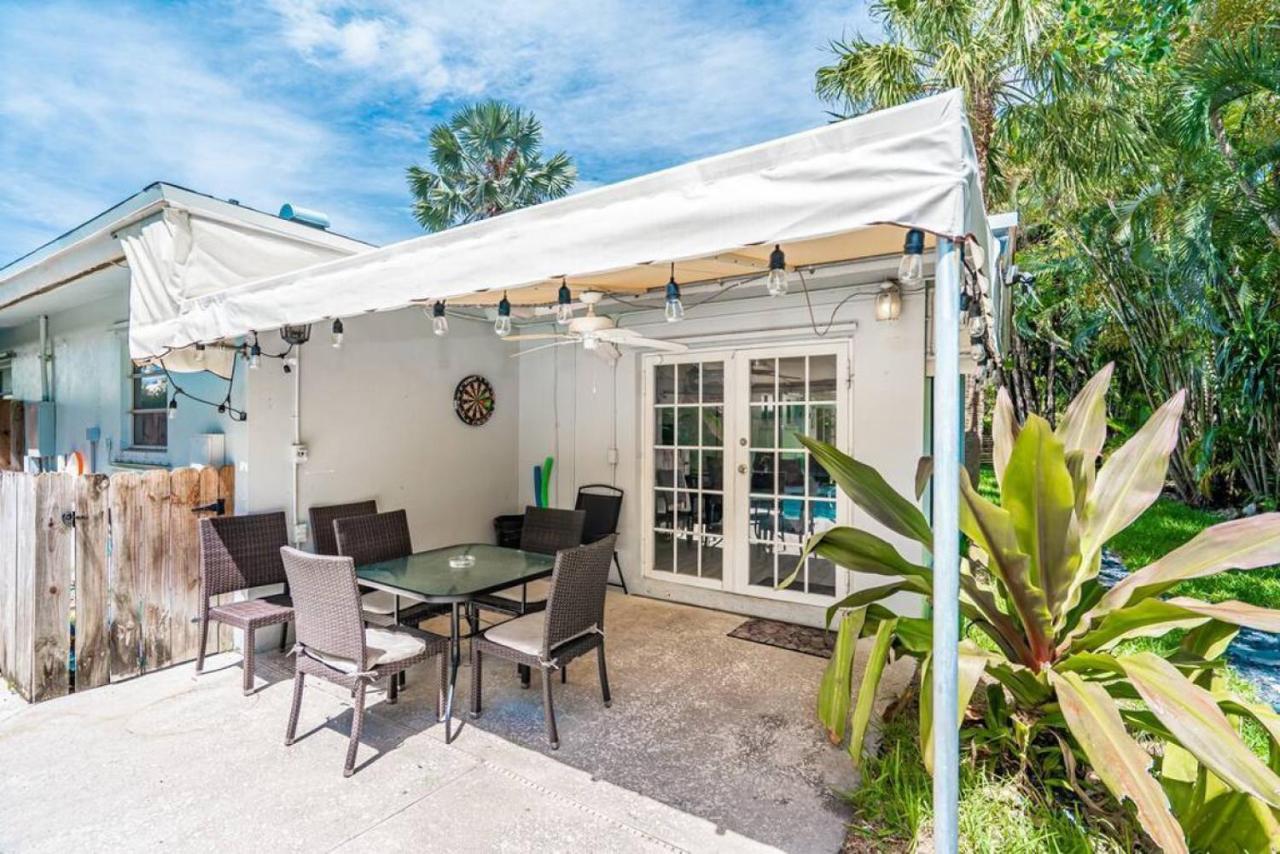 Wilton Tropical Oasis With Heated Pool And Hot Tub Holiday home *