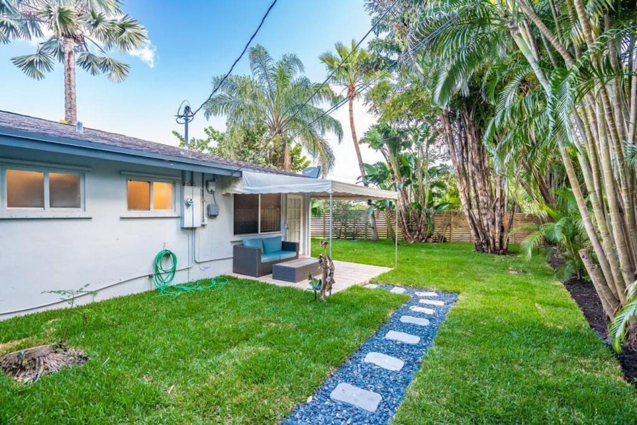Wilton Tropical Oasis With Heated Pool And Hot Tub Holiday home Fort Lauderdale