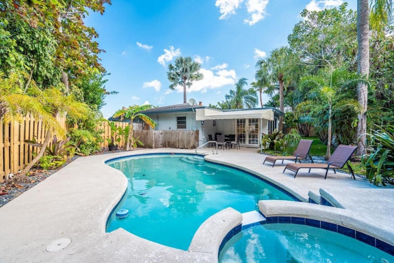 Wilton Tropical Oasis With Heated Pool And Hot Tub Holiday home Fort Lauderdale