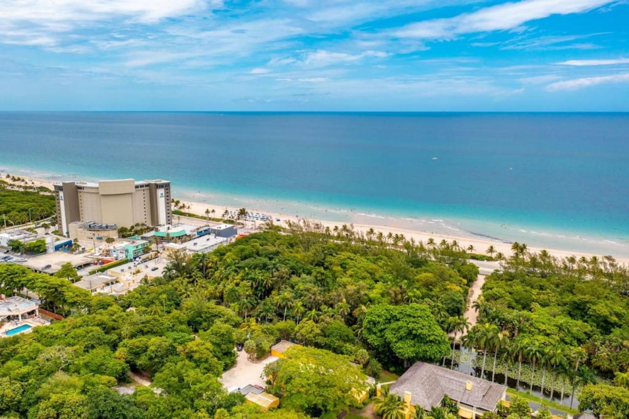 The Purple Pelican Beachfront With Ocean Balcony Unit 4 * Fort Lauderdale