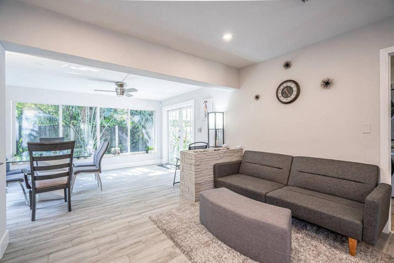 Holiday home Wilton Tropical Oasis With Heated Pool And Hot Tub *