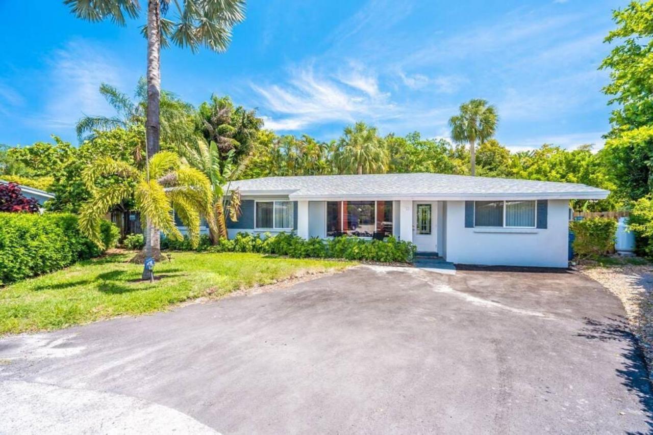 Wilton Tropical Oasis With Heated Pool And Hot Tub Holiday home Fort Lauderdale