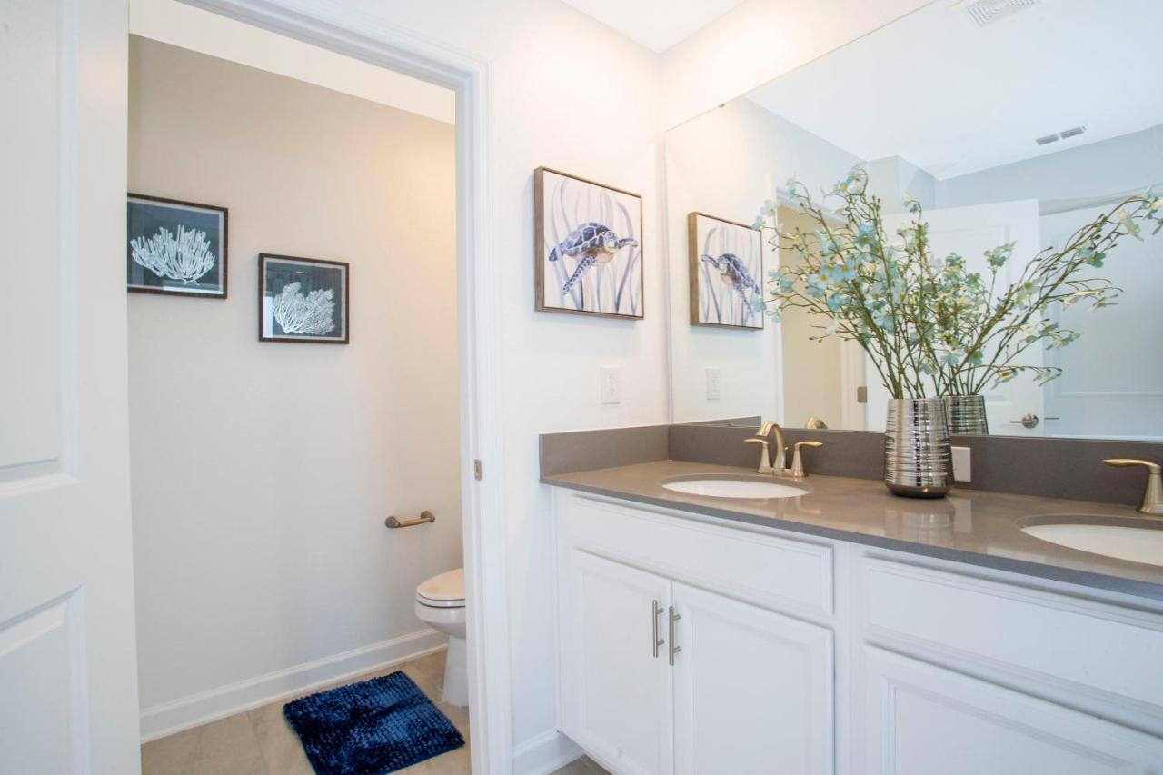 Gorgeous 4bd W/ Pool Close To @ Storey 4289