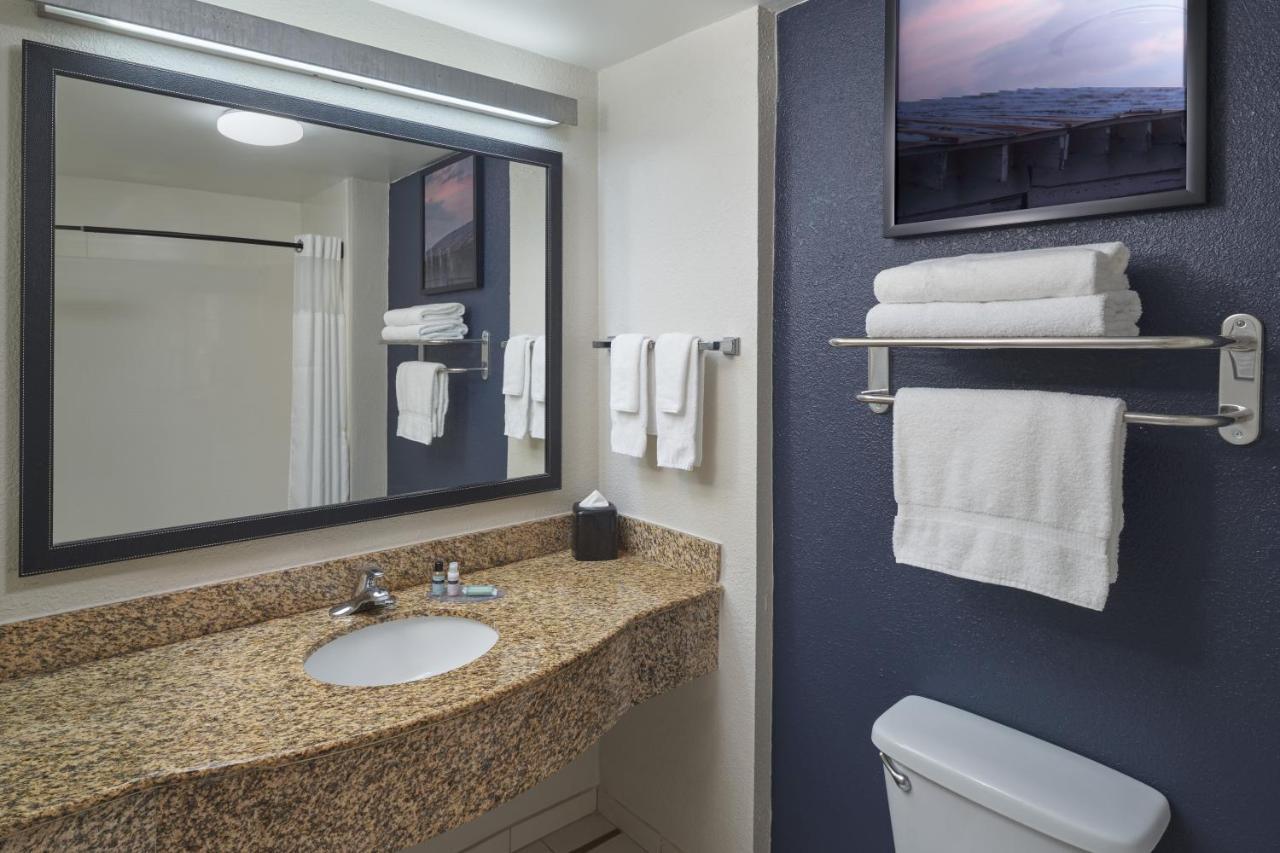 Hotel Fairfield & By Marriott Orlando International Drive/convention Center 3*