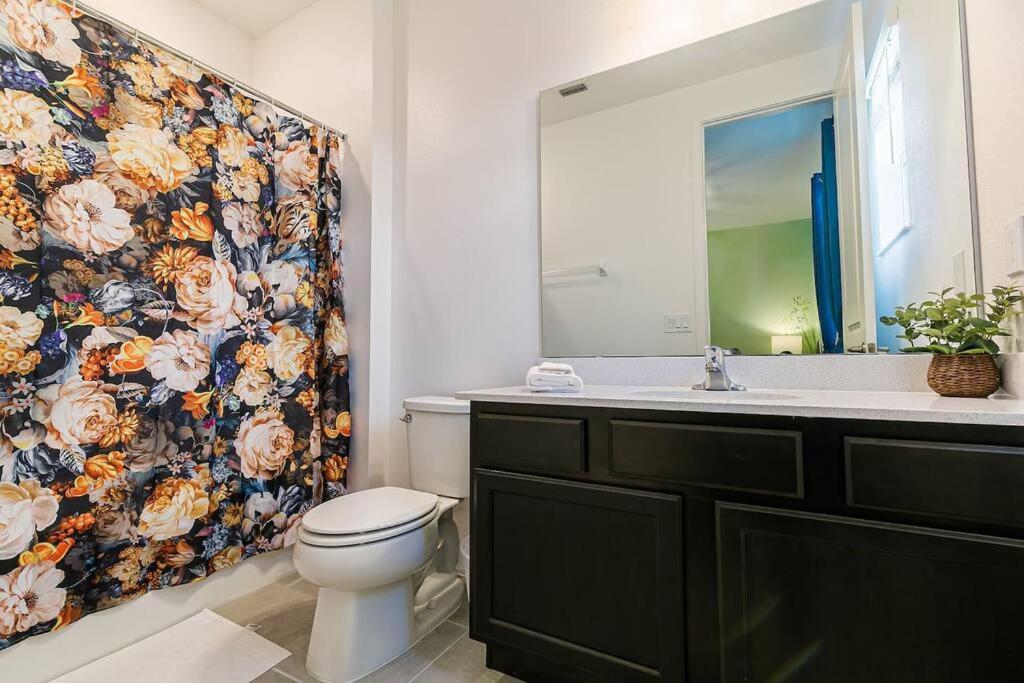 Villa ☀️12br Paradise W/ Game & Pool/spa☀️ Kissimmee