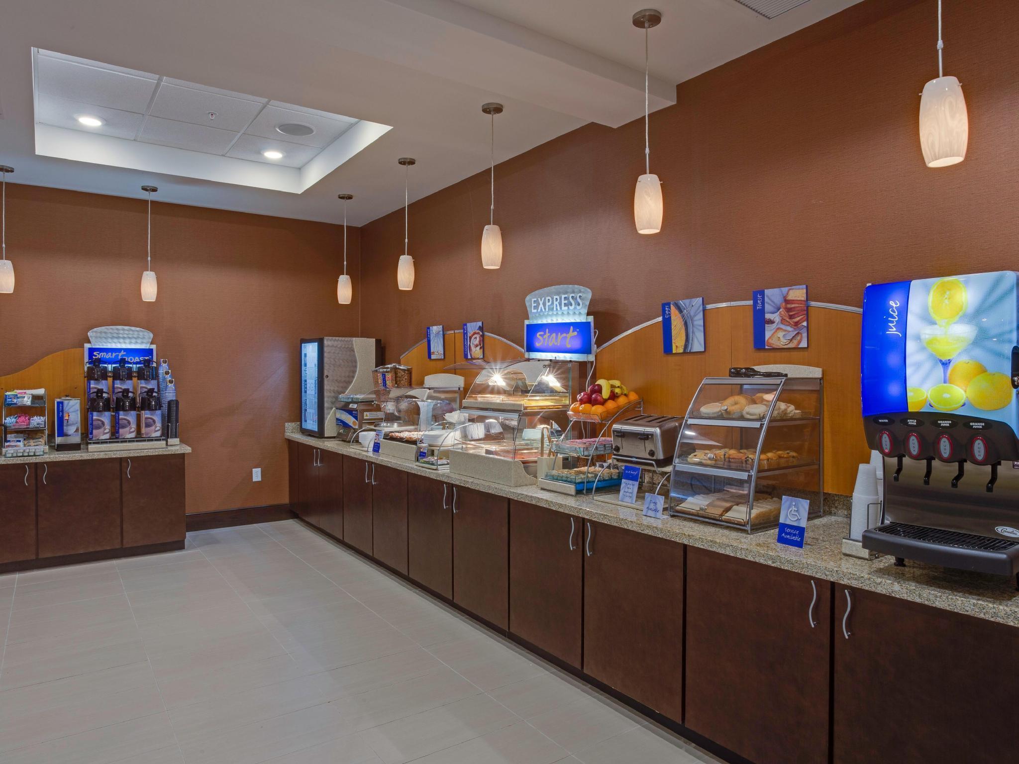 Express & Orlando East-ucf Area By Ihg