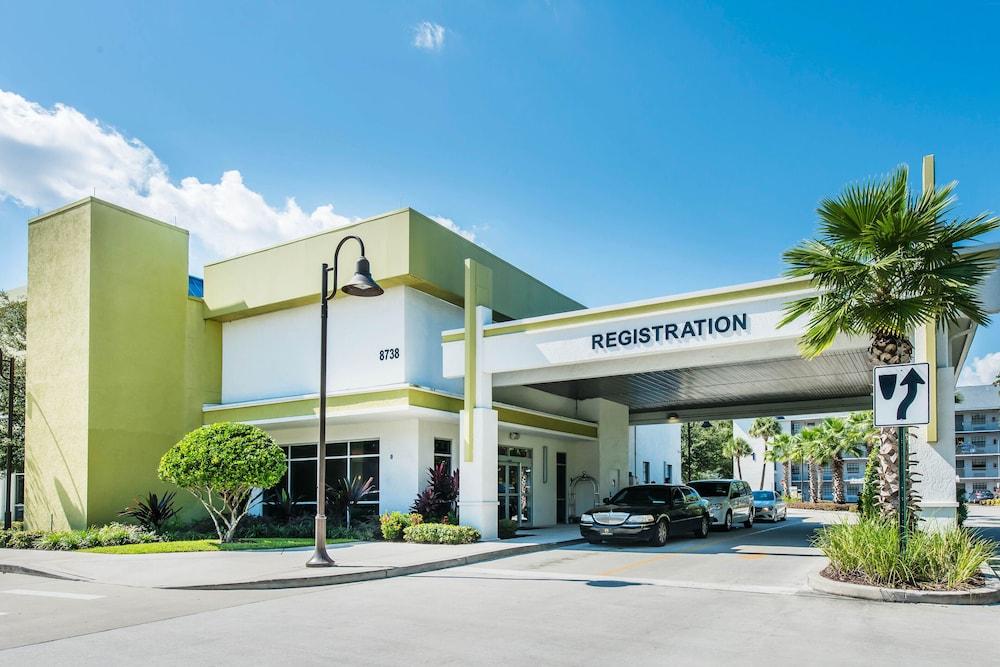 Resort Avanti International 3*