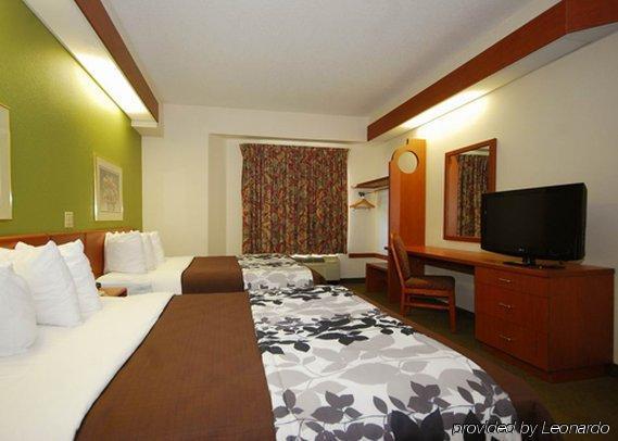 Sleep & International Airport Hotel