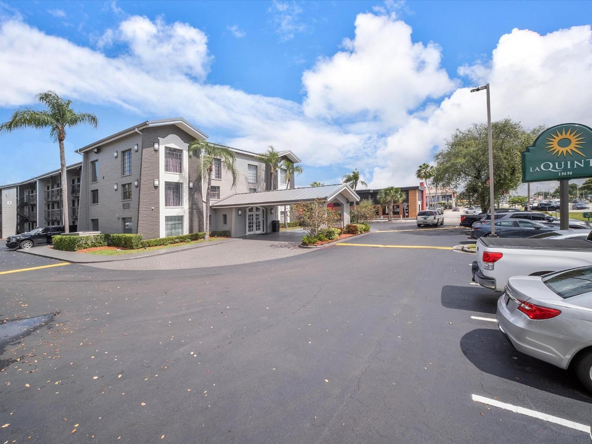 La Quinta By Wyndham Miami Airport North