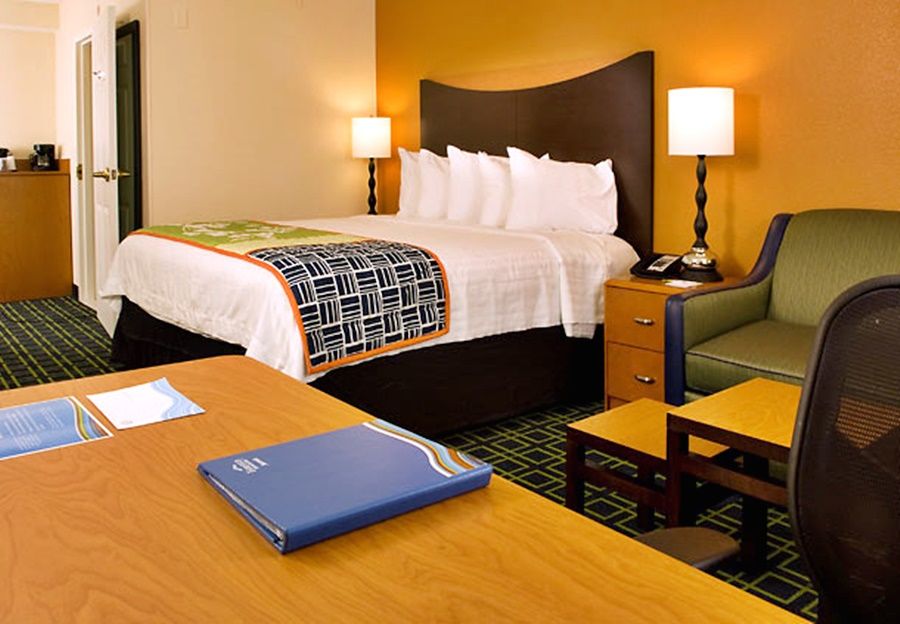 Hotel Fairfield & By Marriott Orlando Buena Vista In The Marriott Village 3*