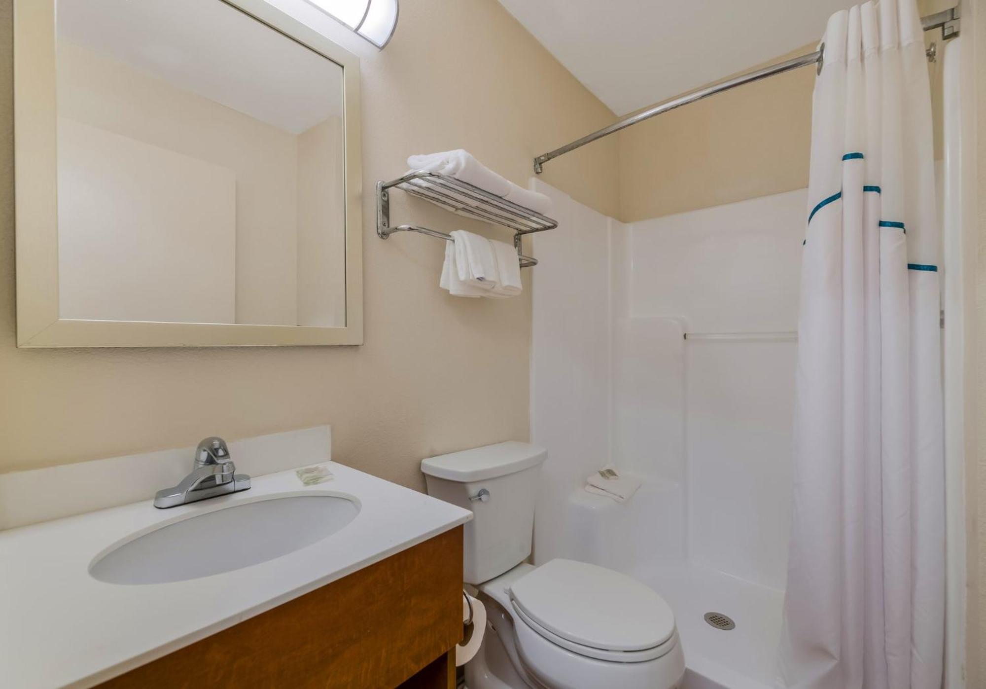 Hometowne By Red Roof Orlando - Ucf Area Motel Alafaya
