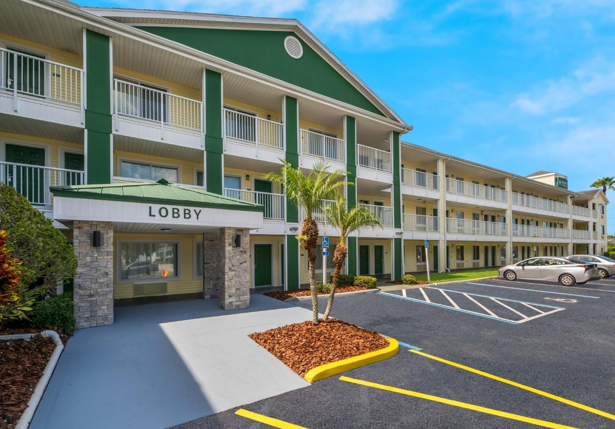 Motel Hometowne By Red Roof Orlando - Ucf Area Alafaya