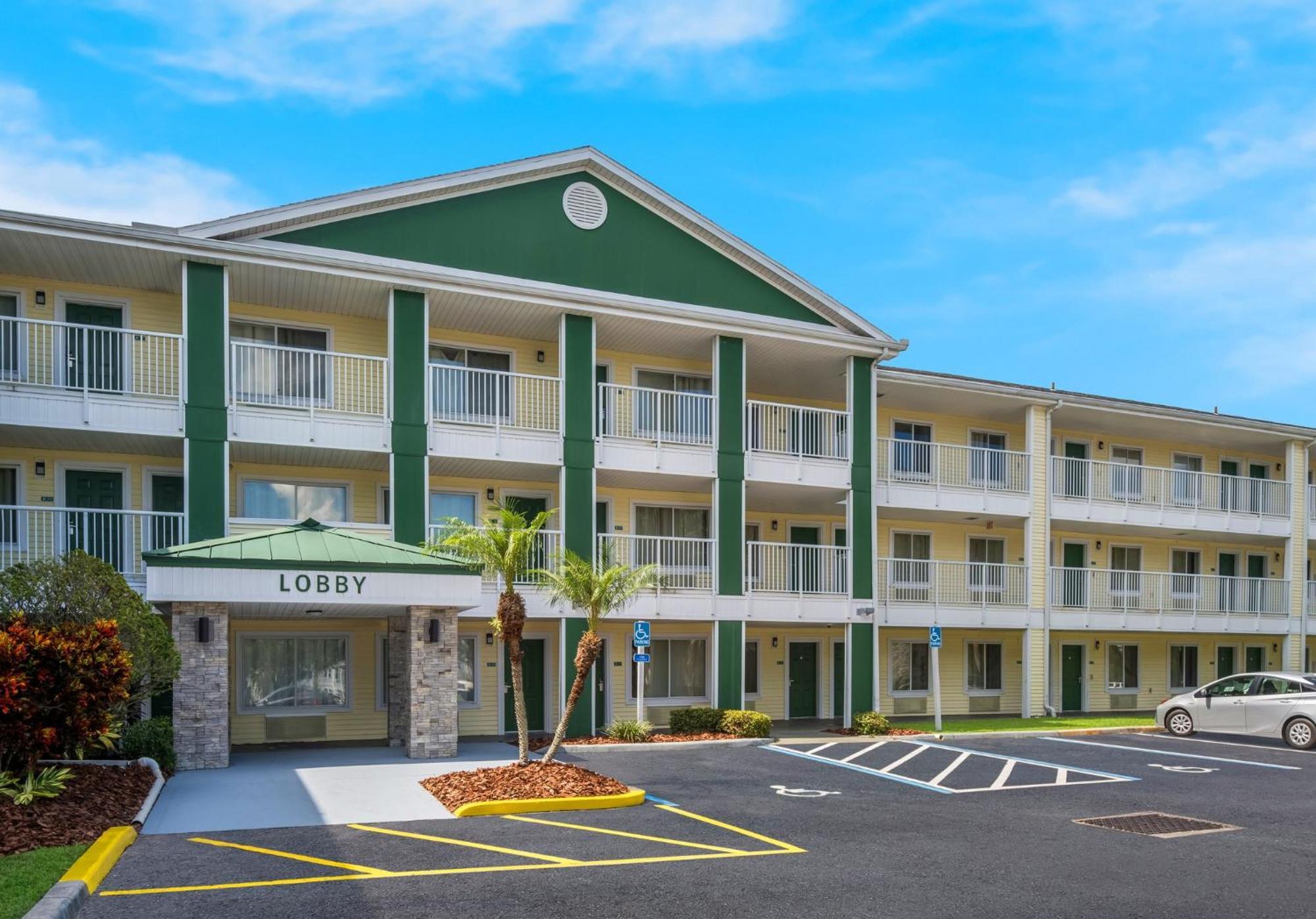 Motel Hometowne By Red Roof Orlando - Ucf Area Alafaya