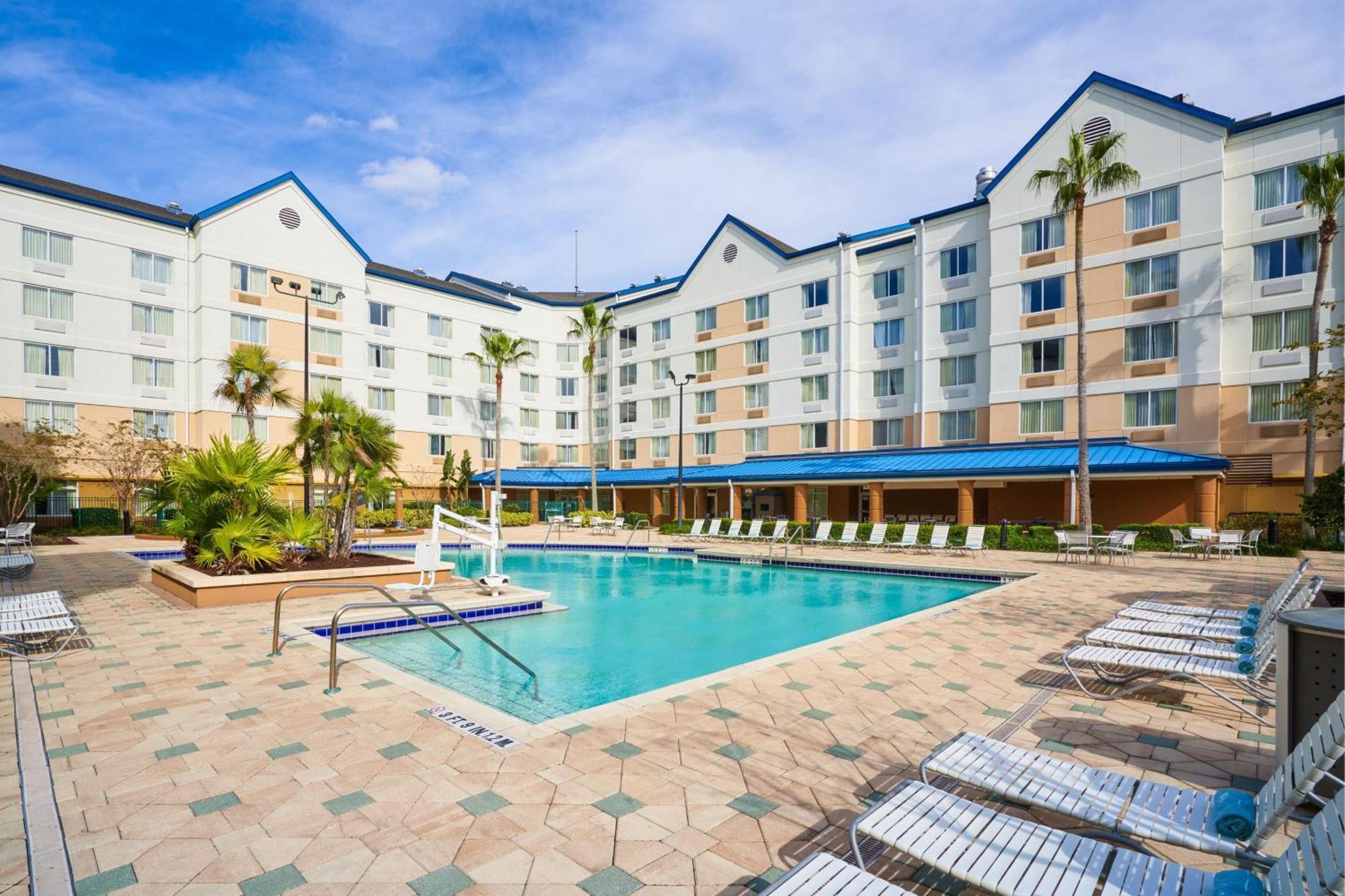 Fairfield & By Marriott Orlando Buena Vista In The Marriott Village